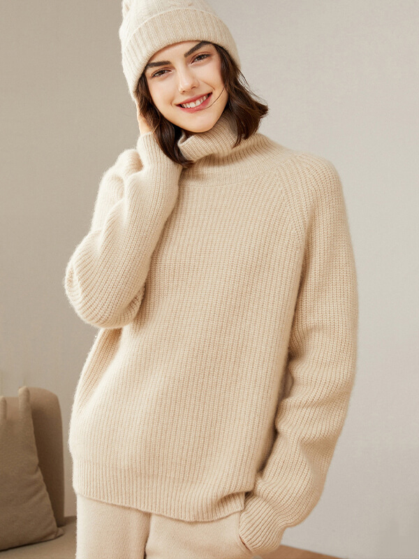 Women's Ribbed 100% Cashmere Turtleneck Sweater