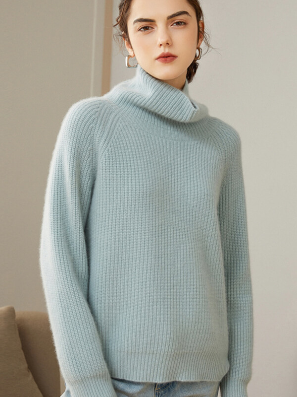 Women's Ribbed 100% Cashmere Turtleneck Sweater
